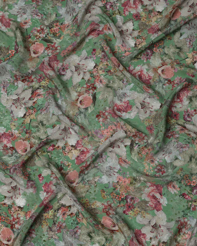 قماش كريب فيسكوز مطبوع عليه زهور باللون الأخضر، تصميم زهور نباتية عتيقة بدرجات اللون الوردي والبيج، عرض 110 سم، صنع في الهند - D23445