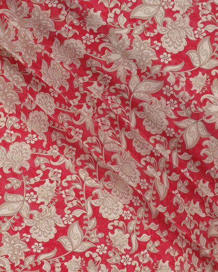 قماش كريب فيسكوز مطبوع عليه زهور عرقية باللون الأحمر القرمزي مع زخارف نباتية معقدة باللون البيج، عرض 110 سم، صنع في الهند - D23463
