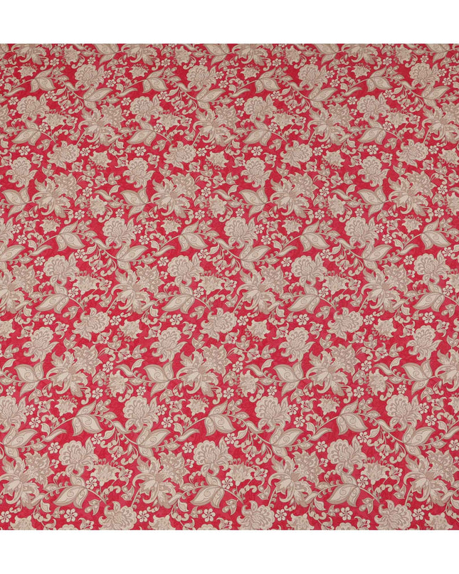 قماش كريب فيسكوز مطبوع عليه زهور عرقية باللون الأحمر القرمزي مع زخارف نباتية معقدة باللون البيج، عرض 110 سم، صنع في الهند - D23463