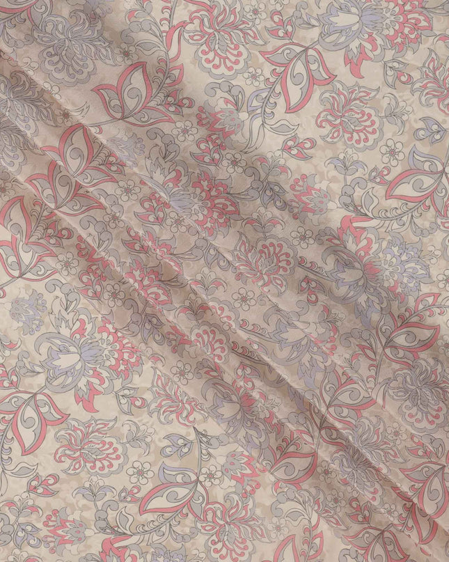 قماش كريب فيسكوز بيج بنقشة زهور بيزلي مع لمسات وردية وأرجوانية ناعمة، عرض 110 سم، صنع في الهند - D23465