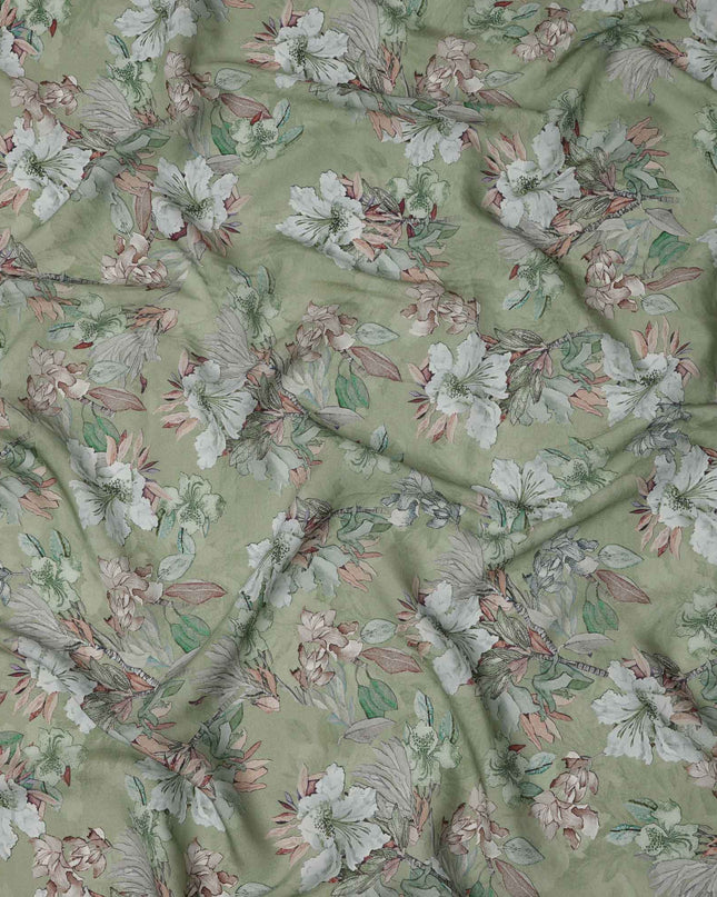 قماش كريب فيسكوز مطبوع يدويًا بنقشة زهور باللون الأخضر الباستيل والأبيض، 110 سم، الهند - D23470