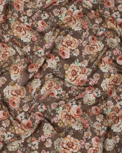 قماش كريب فيسكوز بطبعة زهور متعددة الألوان بلون القهوة والخوخ، 110 سم، الهند - D23477