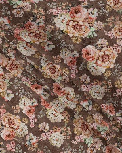 قماش كريب فيسكوز بطبعة زهور متعددة الألوان بلون القهوة والخوخ، 110 سم، الهند - D23477