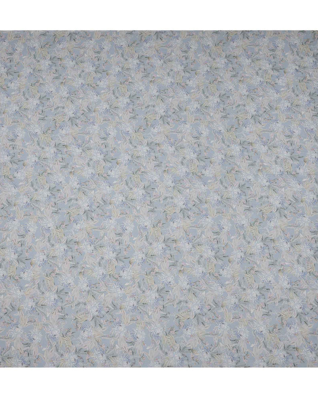 قماش كريب فيسكوز ناعم أزرق فاتح بطبعة زهور كاملة، 110 سم، الهند - D23478