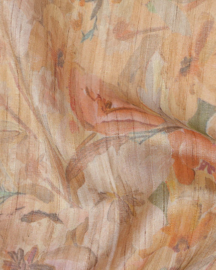 قماش كريب فيسكوز بطبعة نباتية بلون بيج دافئ ولون تراكوتا، بتصميم رقمي ناعم، عرض 110 سم، صنع في الهند - D23753