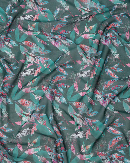 قماش فوال قطني بقاعدة بلون أزرق مخضر غامق مع طباعة ريش وأوراق تجريدية متعددة الألوان، بتصميم نباتي فني، عرض 110 سم، صنع في الهند - D23784