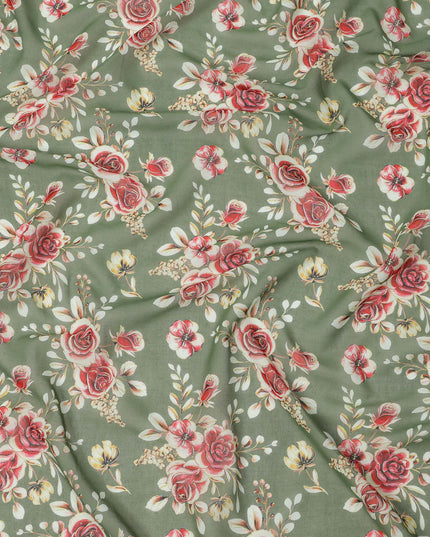 قاعدة خضراء زيتونية مع قماش فوال قطني مطبوع عليه زهور وردية حمراء وبيج، تصميم باقة عتيقة، عرض 110 سم، صنع في الهند - D23792