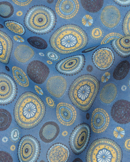 قماش فوال قطني بقاعدة زرقاء فولاذية مع نقاط متعددة الألوان متحدة المركز، بتصميم دائري تجريدي، عرض 110 سم، صنع في الهند - D23796