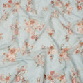 قماش فوال قطني مطبوع عليه زهور وردية زرقاء فاتحة مع لمسات من الترتر الرقيق، عرض 110 سم، صنع في الهند - D24255