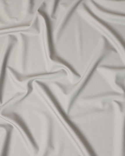 Soft Silver Super 150s Pure English Wool Suiting Fabric 150c
