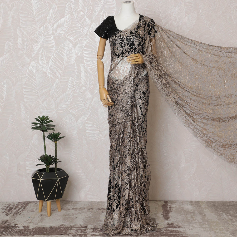 دانتيل ساري شانتيلي فرنسي أنيق بلونين بني وأسود مع أعمال حجرية - رمادي داكن، عرض 110 سم، 5.5 متر-D19438