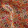 قماش حرير بروكار بتصميم هندسي برتقالي ووردي وذهبي عرض 110 سم هندي المنشأ-D19756