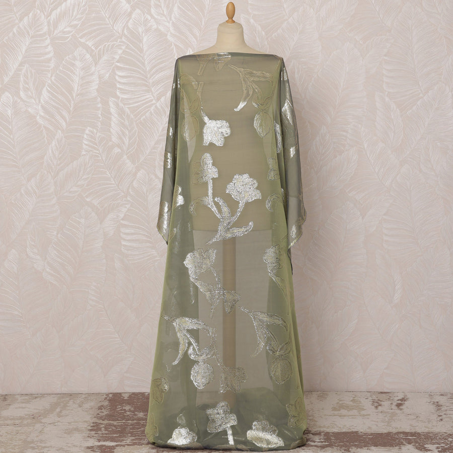قماش شيفون حرير صومالي باللون الأخضر الزيتوني مع تصميم لوريكس معدني فضي اللون، 3.5 متر، عرض 140 سم - صنع في كوريا الجنوبية - D20842