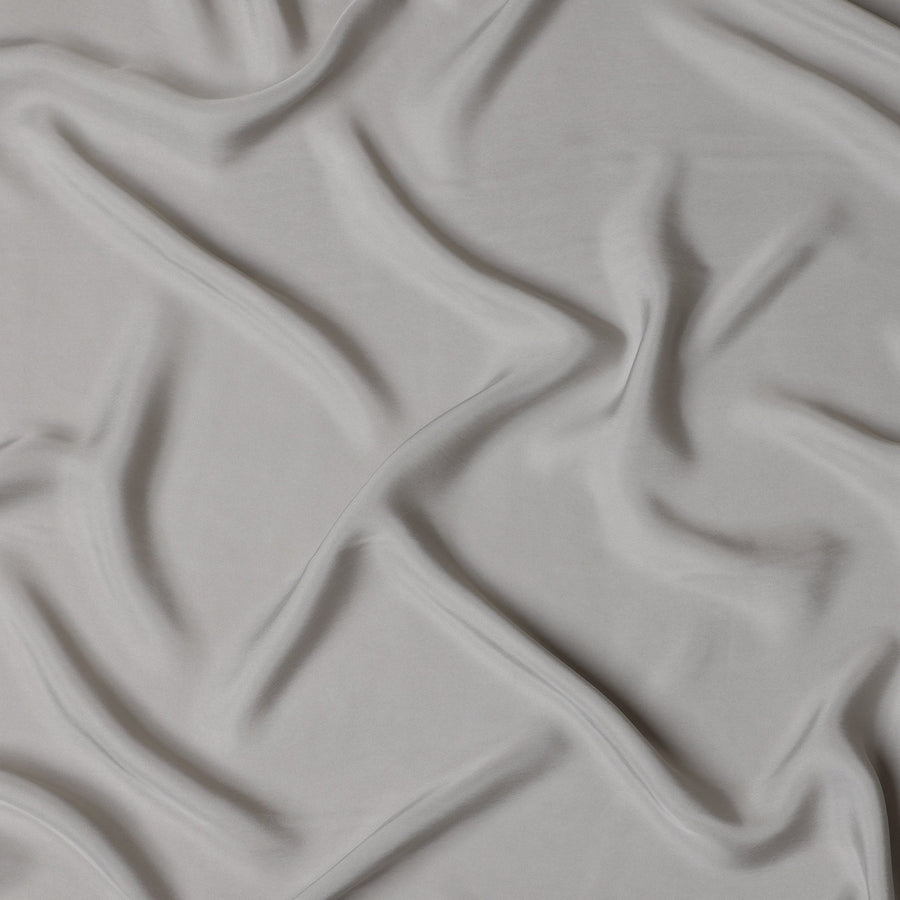 قماش كوبرو بيمبيرج بلون رمادي فاتح، عرض 140 سم، صنع في اليابان - D21009