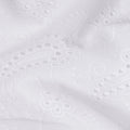 قماش تطريز من القطن الأبيض بتصميم بيزلي – عرض 110 سم – D21550