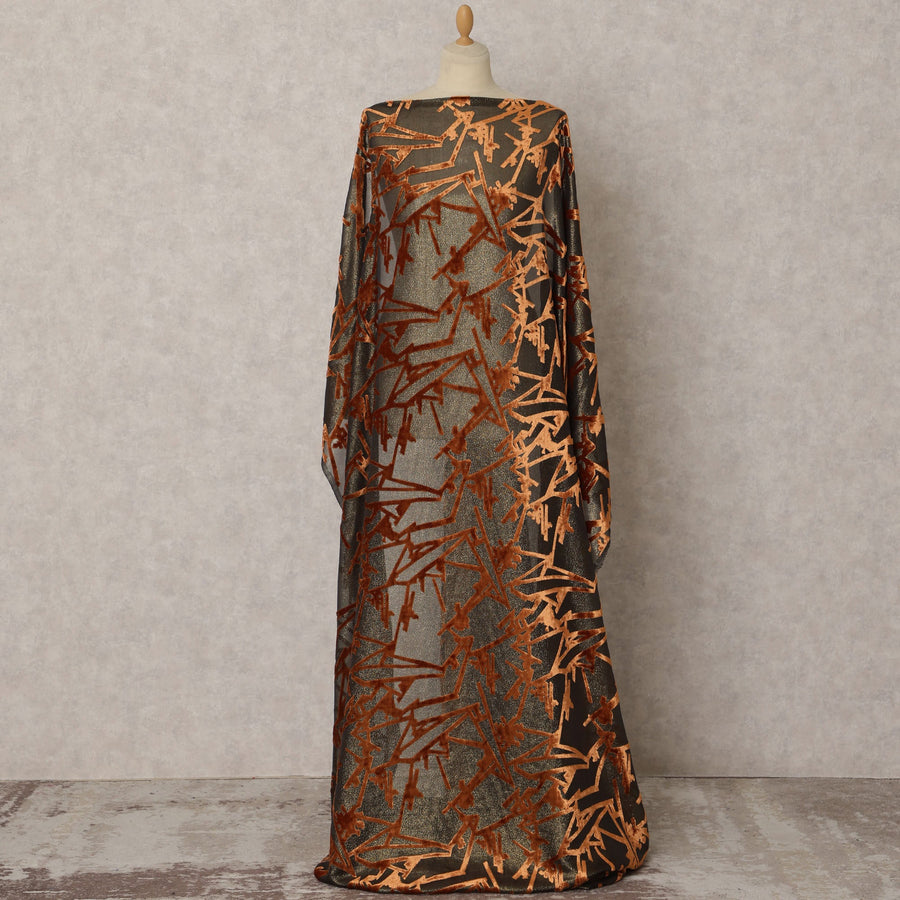 قماش شيفون حرير مكمل ديراك باللونين الأسود والصدئ بتصميم تجريدي – 3.5 متر × 140 سم – D21766