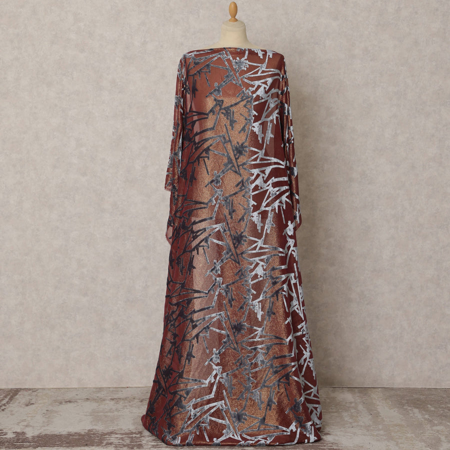 قماش شيفون حرير مكمل ديراك باللون العنابي والرمادي بتصميم تجريدي – 3.5 متر × 140 سم – D21767