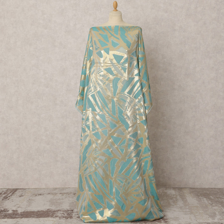 قماش شيفون حرير ديراك فرنسي باللون الأزرق السماوي والذهبي مع لوركس معدني بتصميم تجريدي - 3.5 متر × 140 سم - D21783