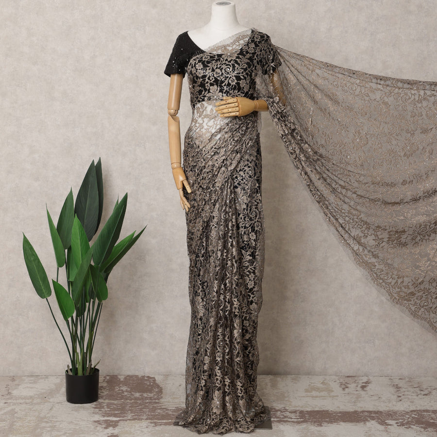 ساري فرنسي فاخر من الدانتيل بلونين برونزي وأسود مع زخارف حجرية - 5.5 متر - D21873