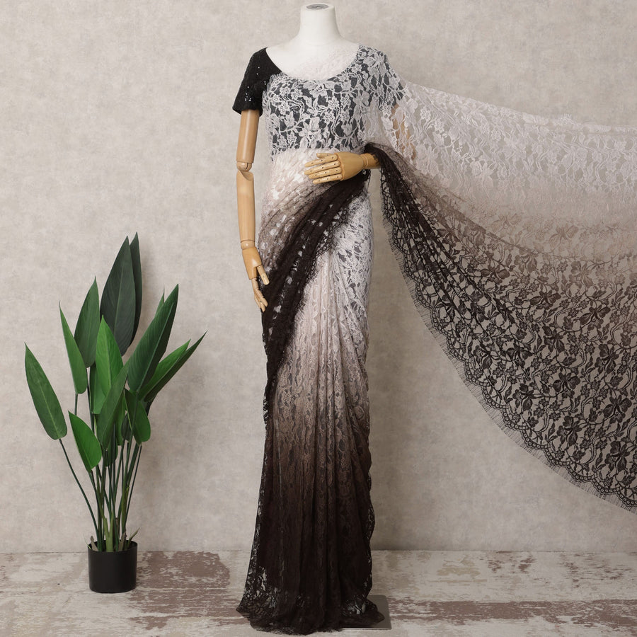 ساري فرنسي فاخر من الدانتيل الشانتيلي باللون البني والعاجي - 5.5 متر - D21881