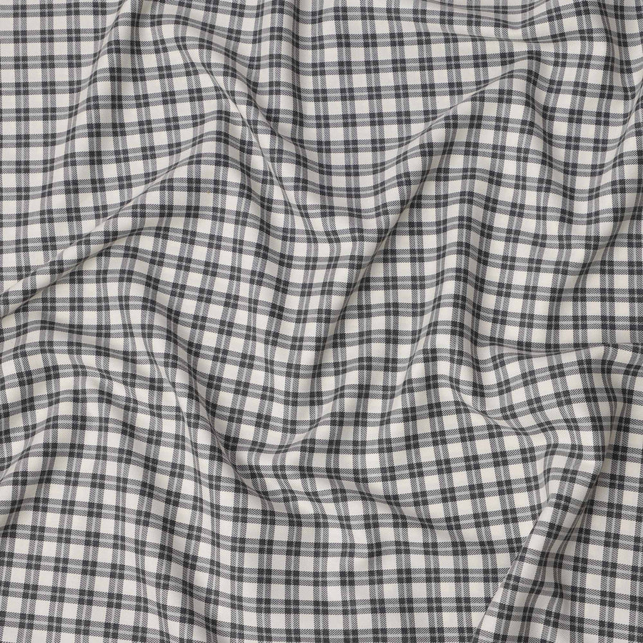 White & Black Plain 100% Swiss Cotton Shirting Fabric – 150 cm Wide-D21980