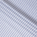 قماش كتان نقي مطبوع بخطوط أفقية باللونين الأبيض والأزرق الفاتح - عرض 150 سم - D21999