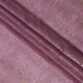 قماش شيفون حريري بتصميم خطي معدني لامع بلون وردي بنفسجي، عرض 110 سم، صنع في كوريا الجنوبية - D22641
