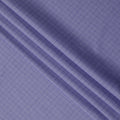 قماش قميص من مزيج القطن بتصميم مربعات شبكية رفيعة باللون الأزرق اللافندر، عرض 140 سم، صنع في اليابان - D22786