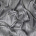 قماش قميص قطني سويسري 100% مطبوع عليه خطوط عمودية رمادية فحمية، عرض 150 سم، صنع في سويسرا - D22905