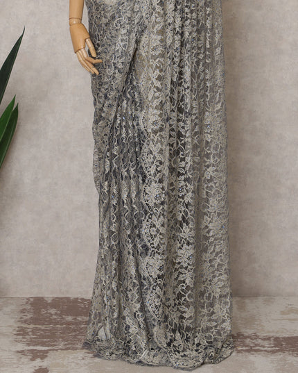 ساري فرنسي فاخر من قماش دانتيل شانتيلي ثنائي اللون باللون الأزرق الذهبي الباهت مع تطريز حجري - طول 5.5 متر وعرض 110 سم - مستورد من فرنسا - D22944