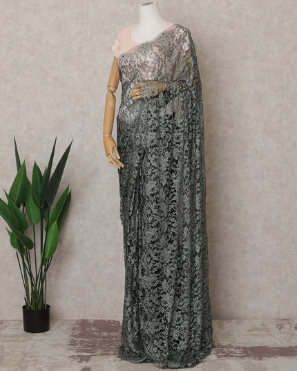 ساري فرنسي فاخر من قماش شانتيلي ثنائي اللون باللونين الأخضر والأسود مع تطريز حجري - طول 5.5 متر وعرض 110 سم - مستورد من فرنسا - D22949