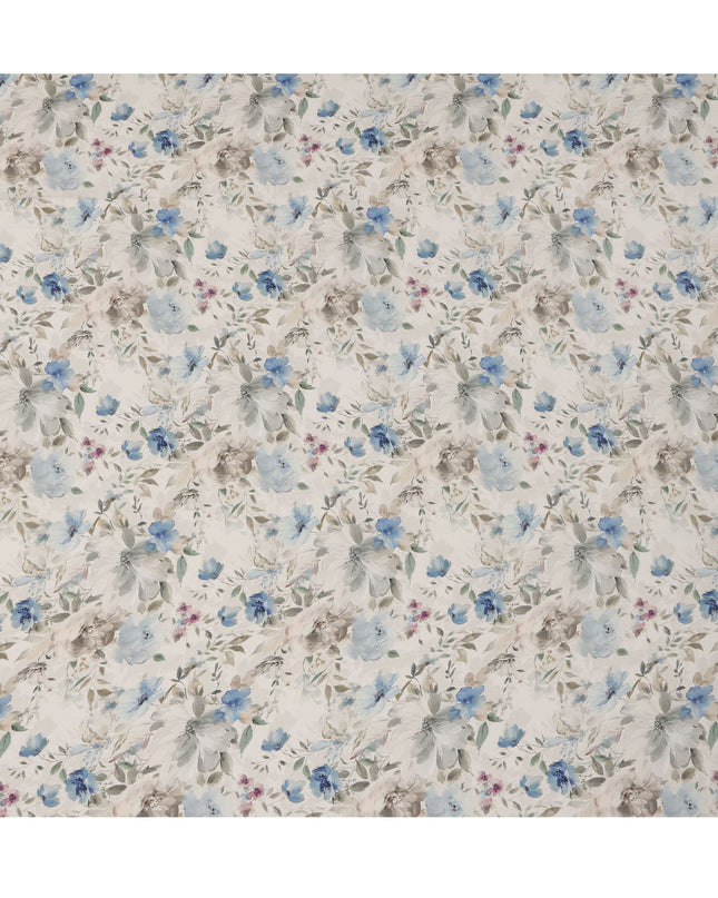 قماش كريب فيسكوز مطبوع عليه زهور باللونين الأزرق والبيج، قاعدة عاجية، مع تفاصيل أوراق بألوان مائية، عرض 110 سم، صنع في الهند - D23411
