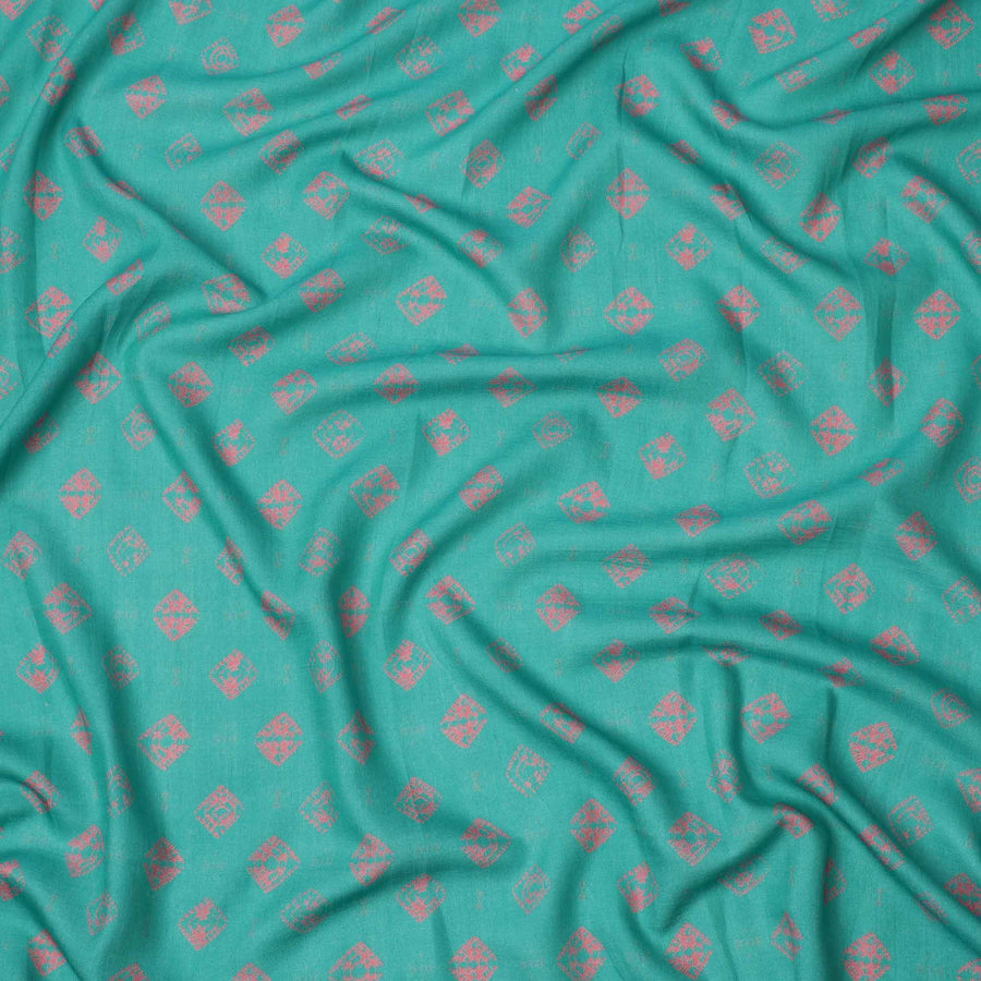 قماش كريب فيسكوز بنقشة عرقية بلون أزرق مائي مع أحمر، عرض 110 سم، صنع في الهند - D23580