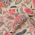 قماش كريب فيسكوز بطبعة زهور نباتية باللونين البيج والأحمر والأزرق، عرض 110 سم، صنع في الهند - D23585