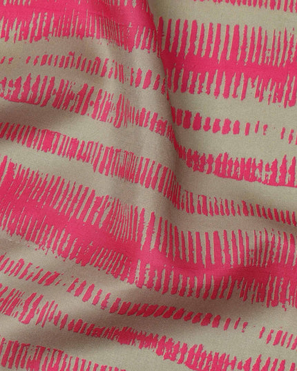 قماش كريب فيسكوز بطبعة خطوط تجريدية باللونين البيج والوردي، عرض 110 سم، صنع في الهند - D23592