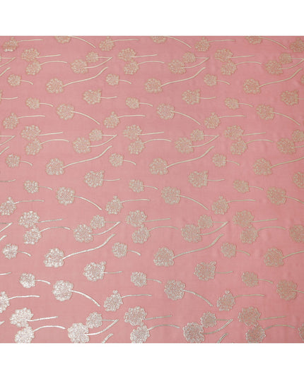 قماش شيفون حريري بنقشة زهور معدنية بلون الخوخ الوردي مع تفاصيل لوريكس ذهبية، 110 سم، كوريا الجنوبية - D23819