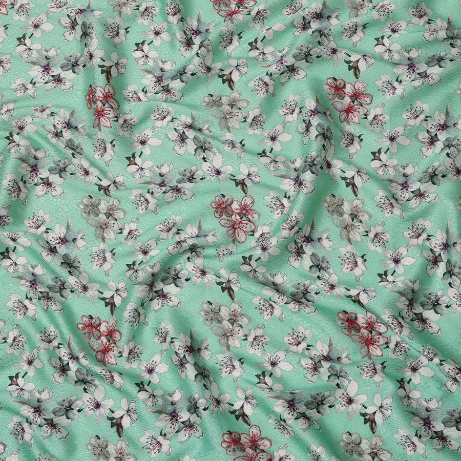 قماش فيسكوز مطبوع عليه زهور باللون الأخضر النعناعي ومطرز بخيوط حمراء، 110 سم، الهند - D23841