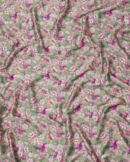 قماش فيسكوز مطبوع عليه زهور باللون الأخضر مع أزهار وردية وأرجوانية، 110 سم، الهند - D23847