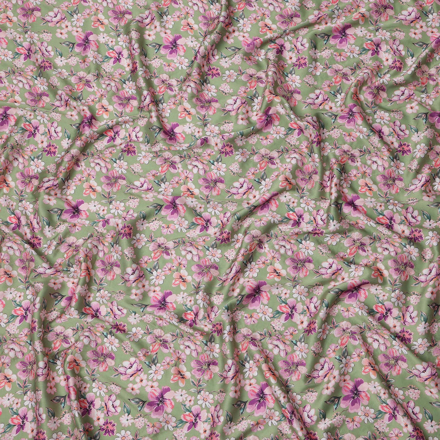 قماش فيسكوز مطبوع عليه زهور باللون الأخضر مع أزهار وردية وأرجوانية، 110 سم، الهند - D23847