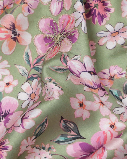قماش فيسكوز مطبوع عليه زهور باللون الأخضر مع أزهار وردية وأرجوانية، 110 سم، الهند - D23847