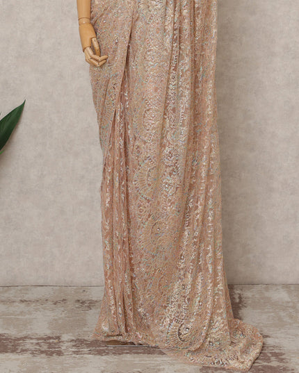 ساري شانتيلي معدني فاخر بلون الخوخ اللامع مع تطريز حجري، طوله 5.5 متر، عرضه 110 سم، صنع في فرنسا - D23882