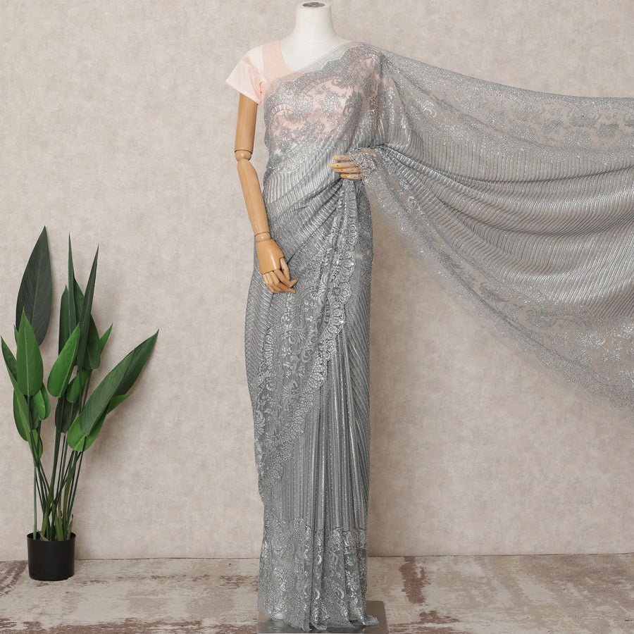 ساري شانتيلي معدني فاخر باللون الرمادي الفضي مع تطريز حجري، طوله 5.5 متر، عرضه 110 سم، صنع في فرنسا - D23887