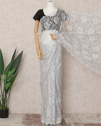 قماش ساري شانتيلي فرنسي فاخر بلون أزرق فاتح، بطول ٥.٥ متر تقريبًا، وعرض ١١٠ سم، صنع في فرنسا - D24062