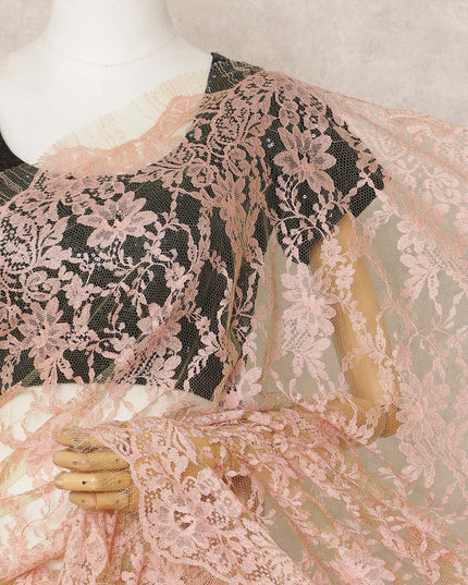 قماش ساري شانتيلي فرنسي فاخر بلونين، لون خوخي وردي، بطول ٥.٥ متر تقريبًا، وعرض ١١٠ سم، صنع في فرنسا - D24064