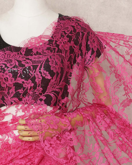 قماش ساري شانتيلي فرنسي فاخر بلونين وردي فوشيا، بطول ٥.٥ متر تقريبًا، وعرض ١١٠ سم، صنع في فرنسا - D24066