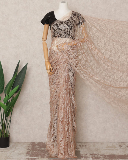 قماش ساري شانتيلي فرنسي فاخر بلون الخوخ الباهت، ثنائي اللون، بطول ٥.٥ متر تقريبًا، وعرض ١١٠ سم، صنع في فرنسا - D24071