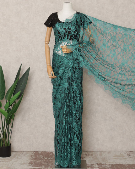 قماش ساري شانتيلي فرنسي فاخر بلونين، أخضر مزرق، بطول ٥.٥ متر تقريبًا، وعرض ١١٠ سم، صنع في فرنسا - D24076