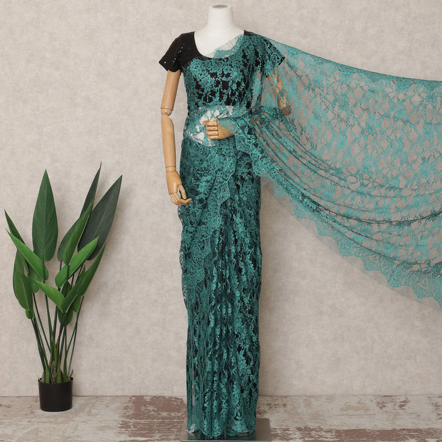 قماش ساري شانتيلي فرنسي فاخر بلونين، أخضر مزرق، بطول ٥.٥ متر تقريبًا، وعرض ١١٠ سم، صنع في فرنسا - D24076