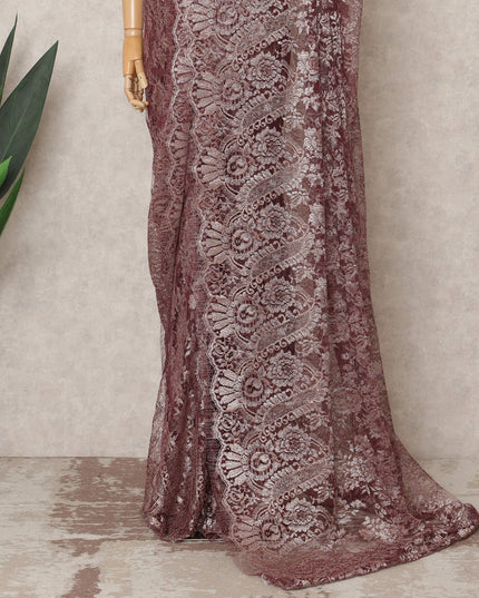 قماش ساري شانتيلي فرنسي فاخر بلون أحمر غامق، بطول ٥.٥ متر تقريبًا، وعرض ١١٠ سم، صنع في فرنسا - D24084