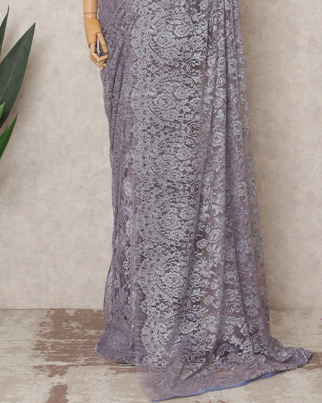 قماش ساري شانتيلي فرنسي فاخر بلون لافندر، بطول ٥.٥ متر تقريبًا، وعرض ١١٠ سم، صنع في فرنسا - D24090